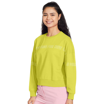 Sweaters & Sweatshirts